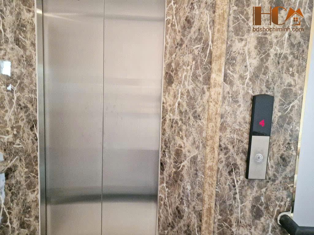 z6056415425482_a48038266d7c9d3142b452c1bb089ef2